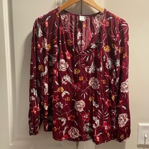 Gently loved Old Navy long sleeve shirt Sz M